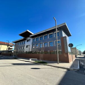Gruppo Di Eleuterio, Arredamenti su misura, tendaggi ed infissi Made in Italy a Teramo, L'Aquila, Pescara e Chieti